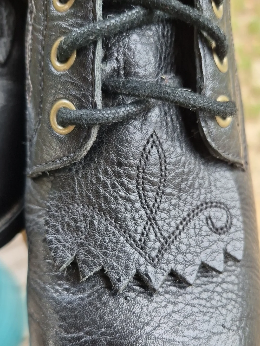 ARIAT LACE UP LADIES FASHION/WESTERN BOOTS - Picture 3 of 14